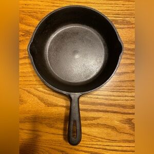 Vintage Made In Taiwan 8 inch Cast Iron Skillet  Griddle Seasoned, ready for use